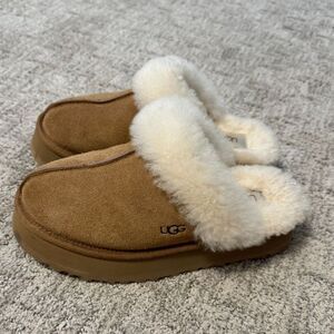 UGG Disquette Slippers Size 8 Chestnut | Platform Cozy Icon Excellent Condition